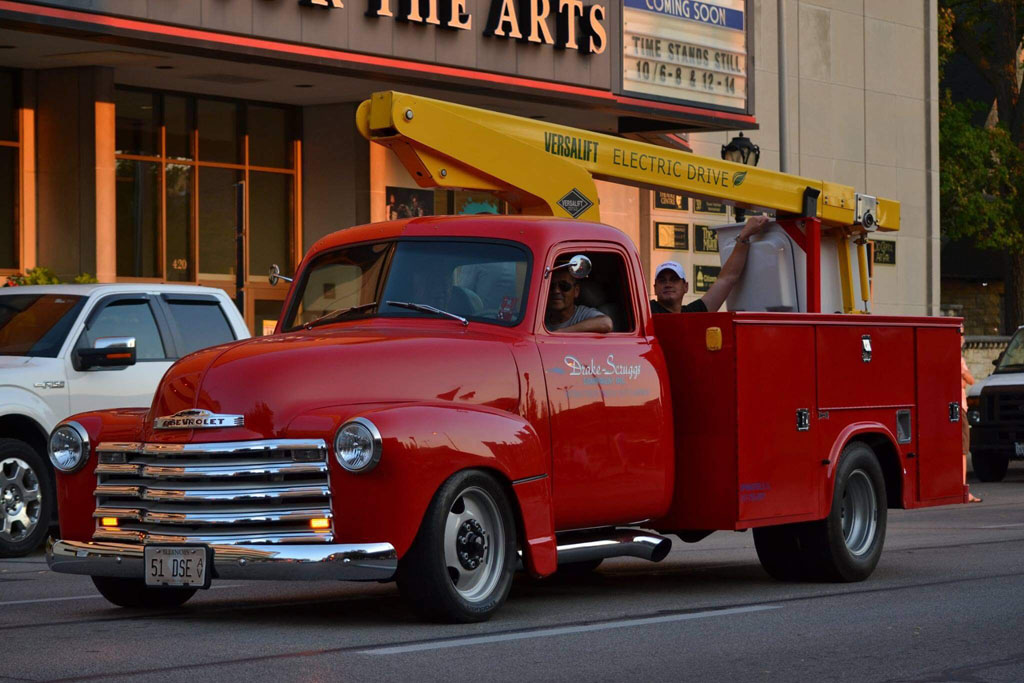 hot rod in parade