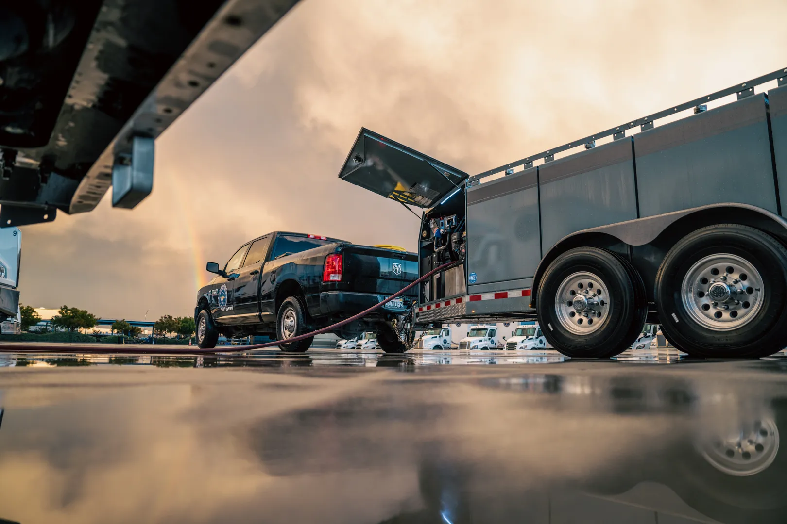 thunder creek fuel and lube trailer